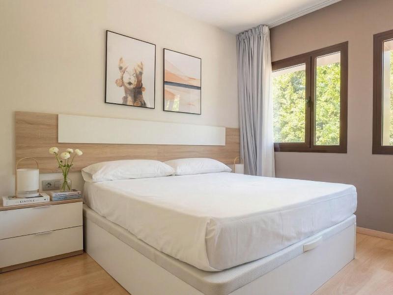 Limehome Barcelona Carrer De Fontcoberta image
