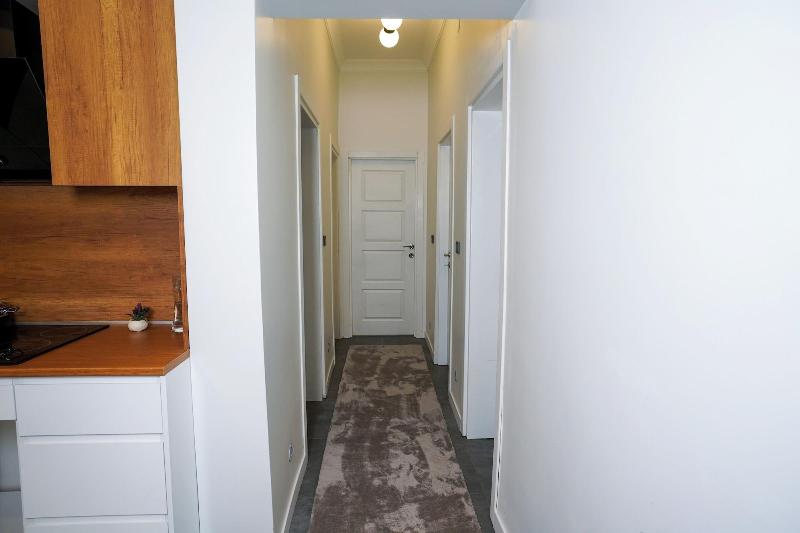 Merkuri Apart image