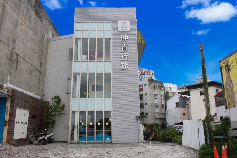 Light Hostel Hualien image