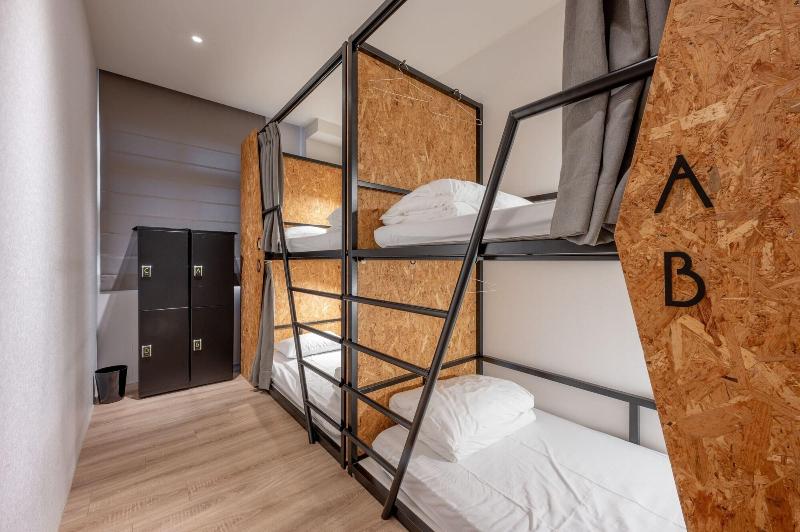 Light Hostel Hualien image