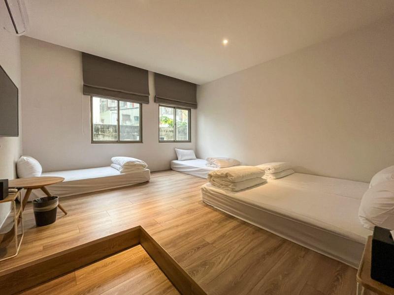 Light Hostel Hualien image