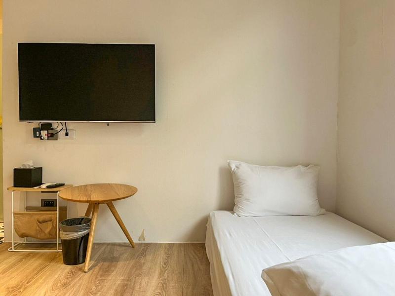 Light Hostel Hualien image