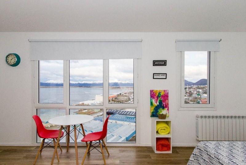 Edificio Miradores Del Beagle — view