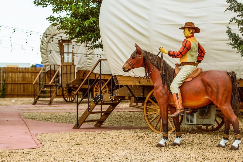 The Big Texan Cabins Wagons