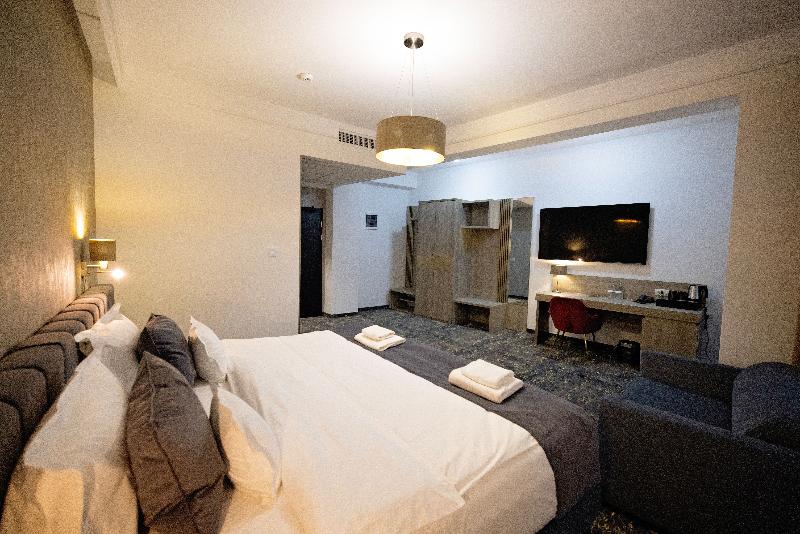Opera Hotel image