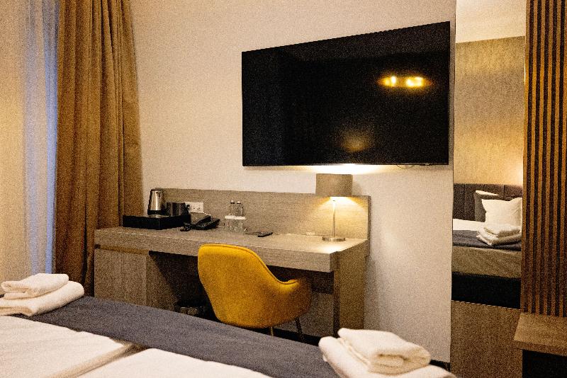 Opera Hotel image