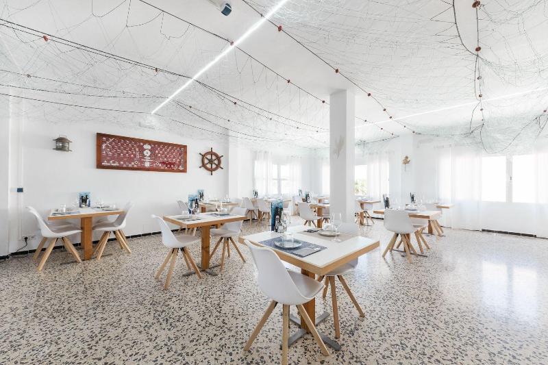 Hostal Cala Llombards image