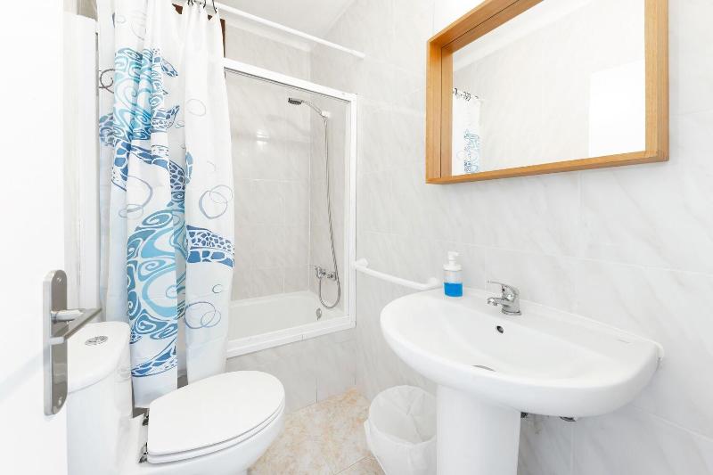 Hostal Cala Llombards image