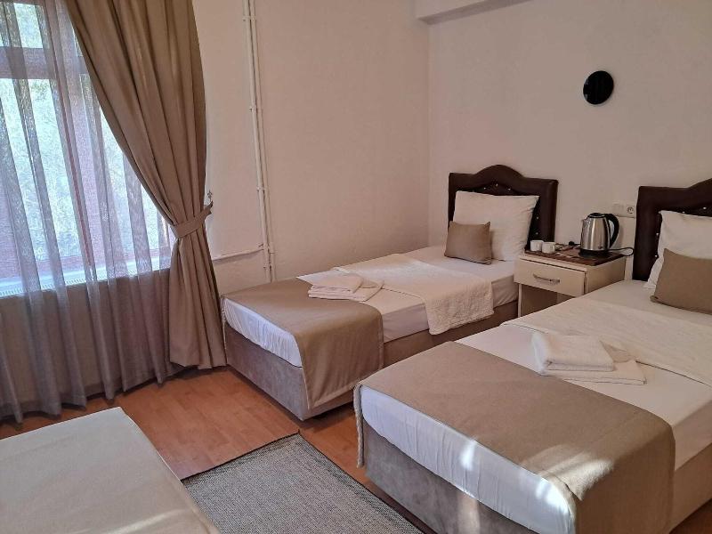 Sa Zer Otel image