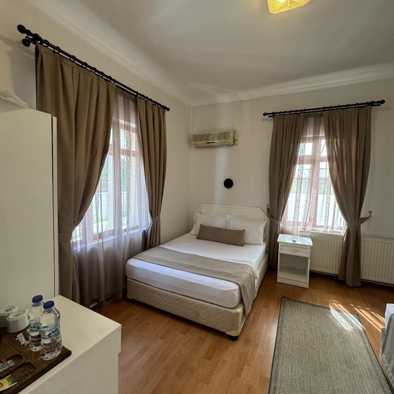Sa Zer Otel image