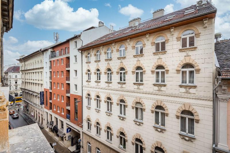 K33 Boutique Apartments By Bqa image