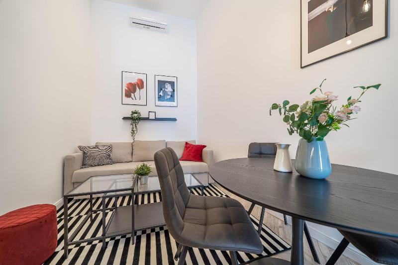 K33 Boutique Apartments By Bqa image