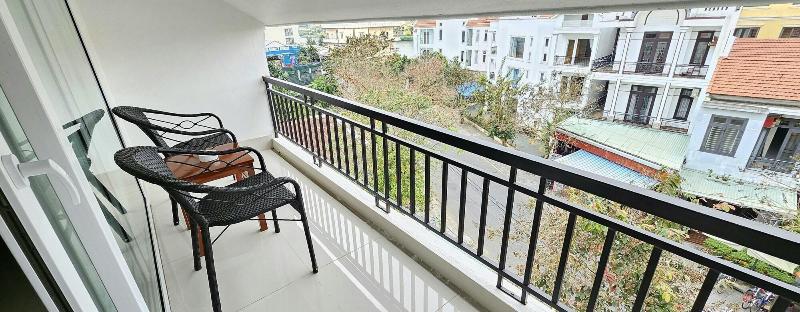 White House Central Villa image