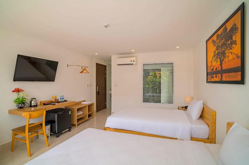 White House Central Villa image