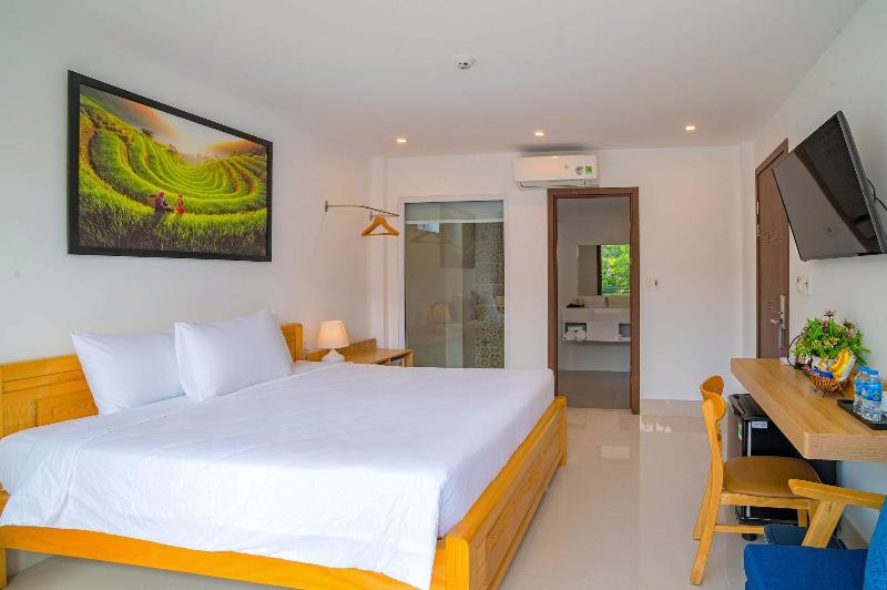 White House Central Villa image