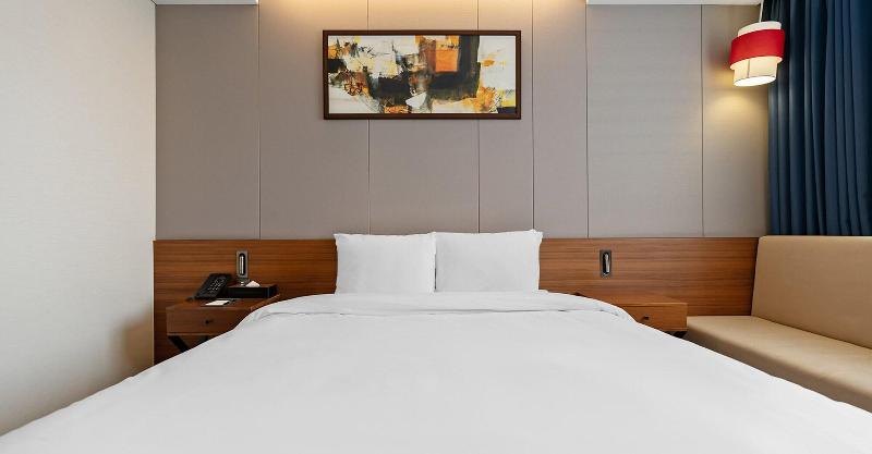 Gloucester Hotel Jeonju image