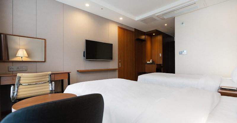 Gloucester Hotel Jeonju image