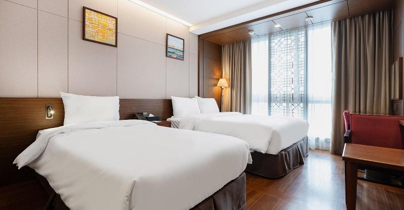 Gloucester Hotel Jeonju image