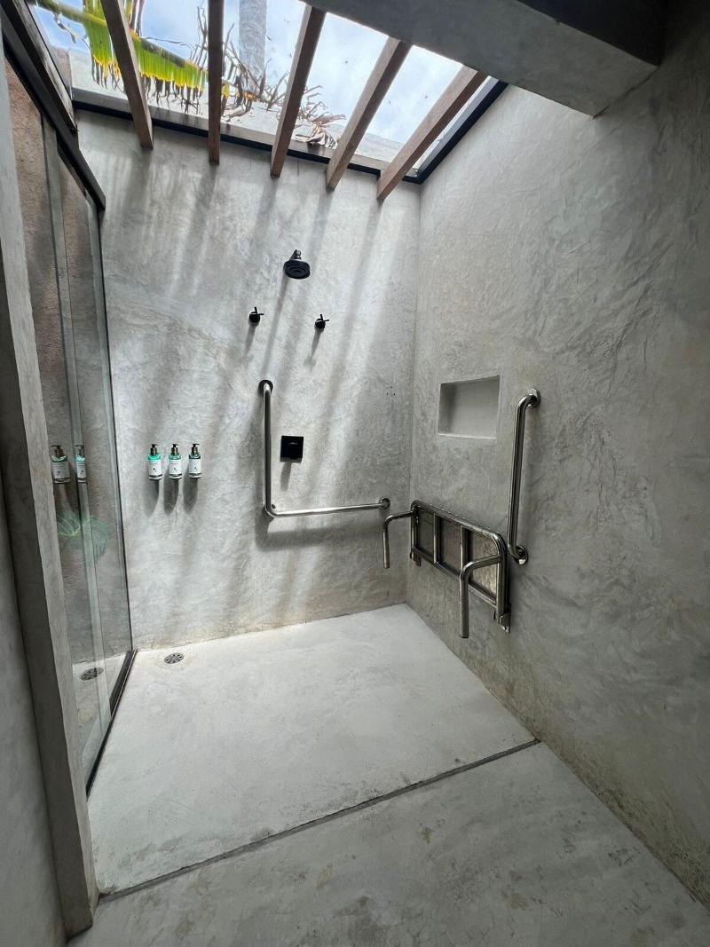 Mahra Hotel Spa image