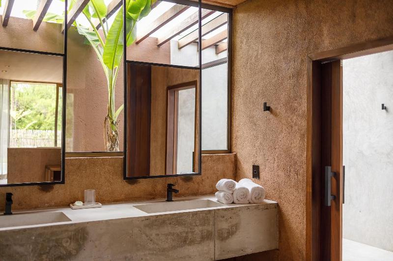 Mahra Hotel Spa image
