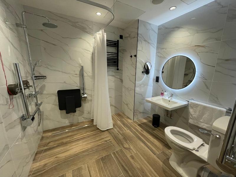 Tynecastle Park Hotel image