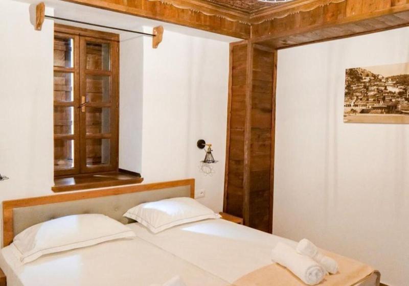 Bujtina Kapllani image