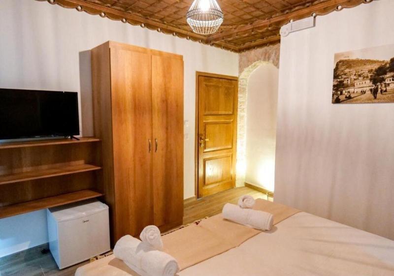 Bujtina Kapllani image