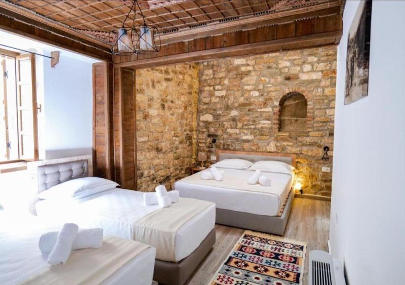Bujtina Kapllani image