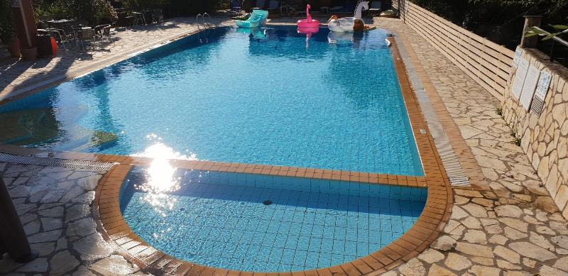 Pierhouse Hotel In Gouvia - Image 9