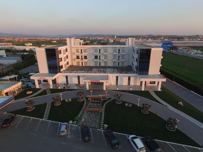 Delta Hotel image