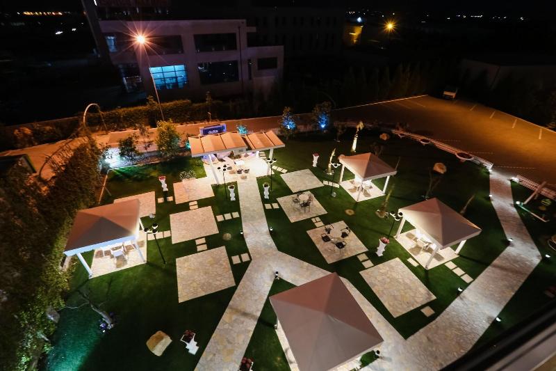 Delta Hotel image