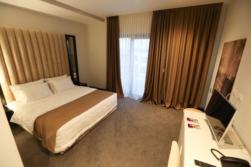 Delta Hotel image