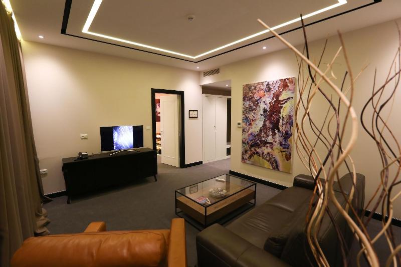 Delta Hotel image
