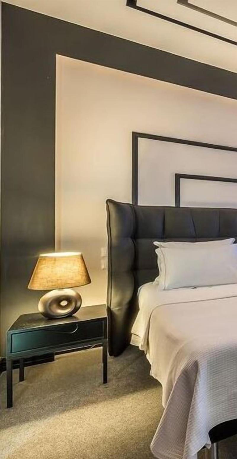 Delta Hotel image