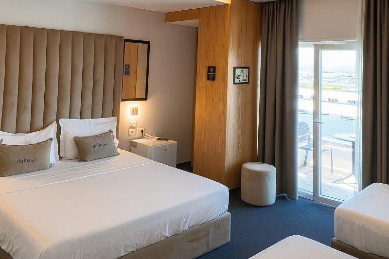 Delta Hotel image