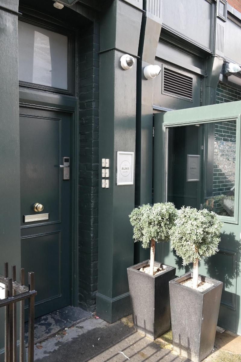Alma Rooms image