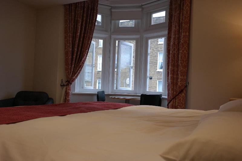 Alma Rooms image