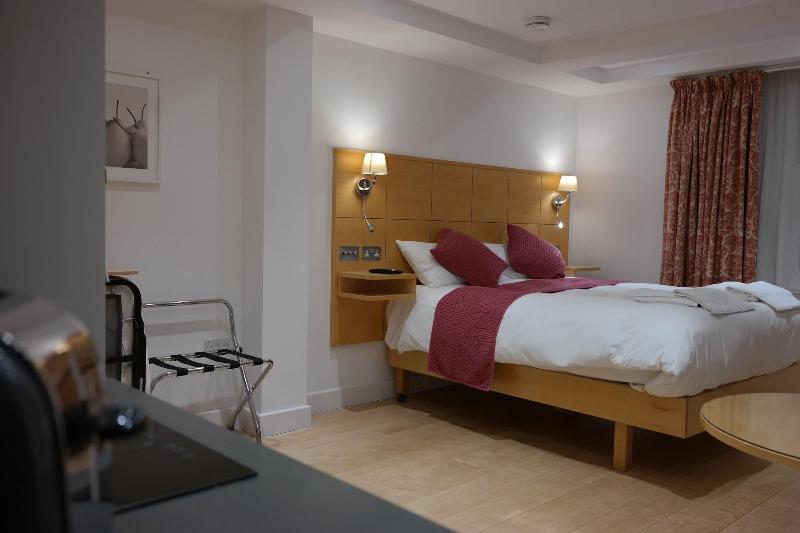 Alma Rooms image