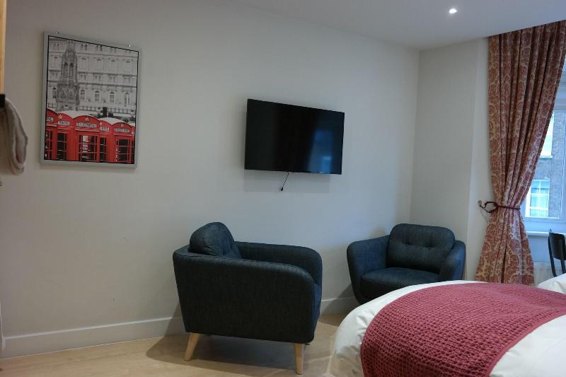 Alma Rooms image