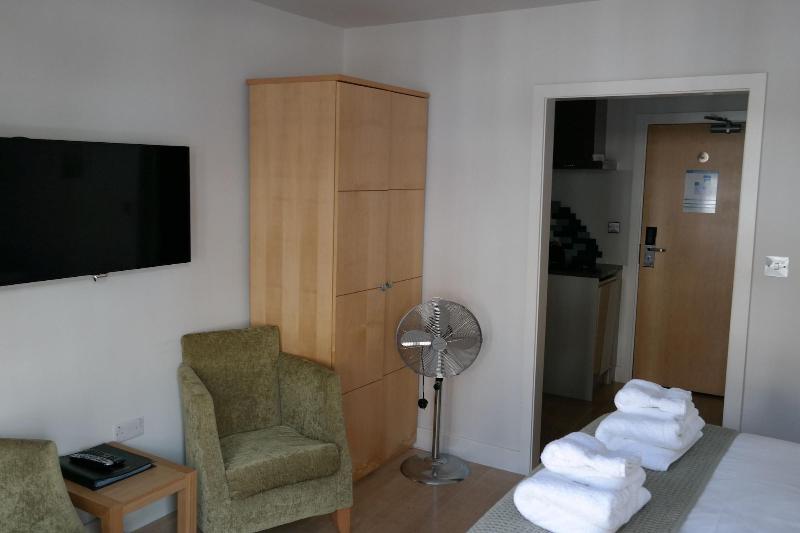Alma Rooms image