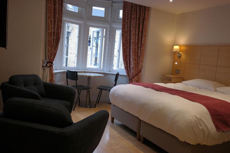 Alma Rooms image