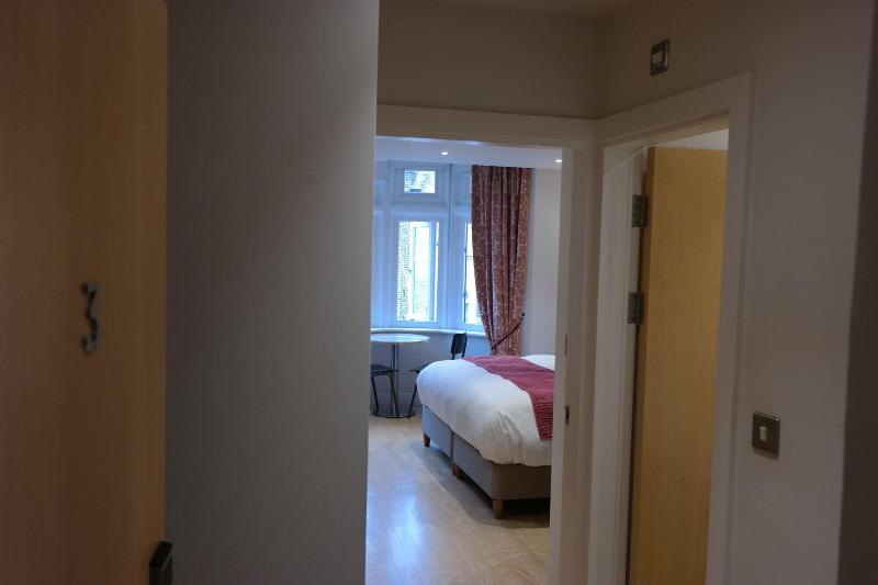 Alma Rooms image