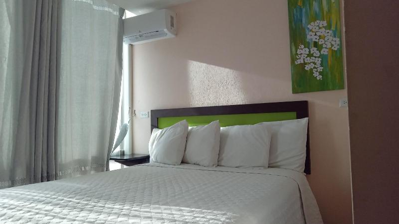 Golden Tree Hotel image