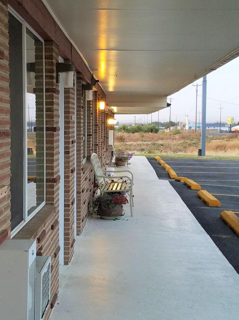 Out West Motel