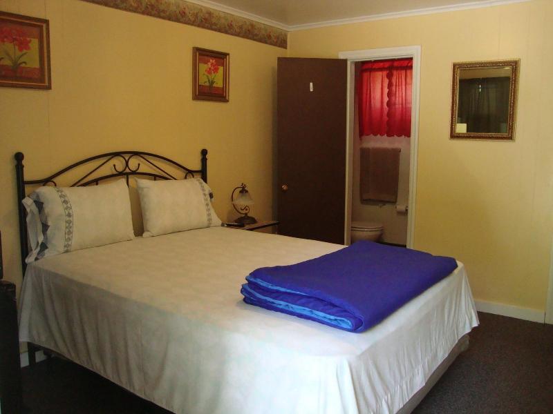 Paradise Resort And Cabins image