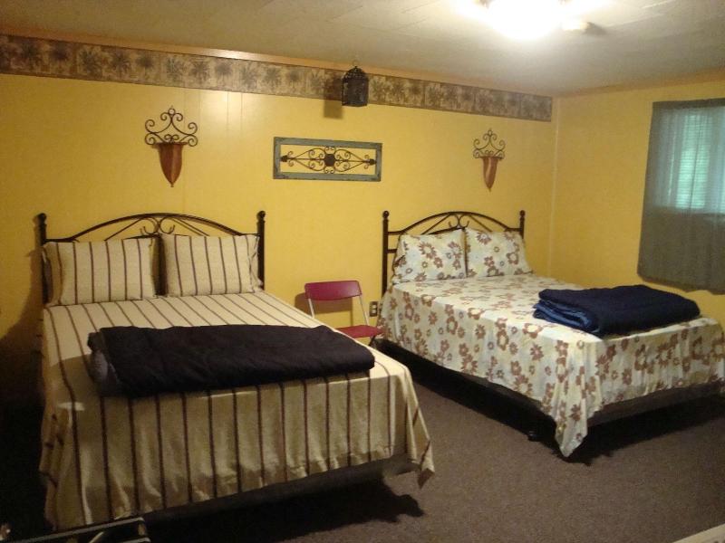 Paradise Resort And Cabins image