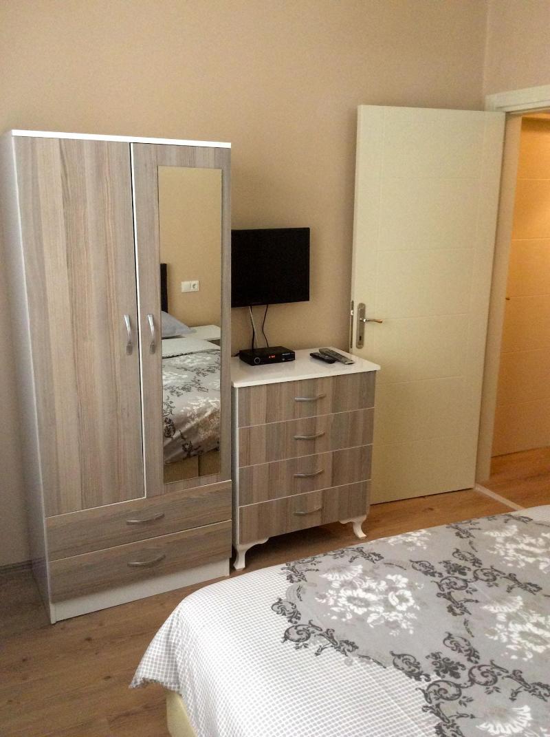 Elit Apartments image 6