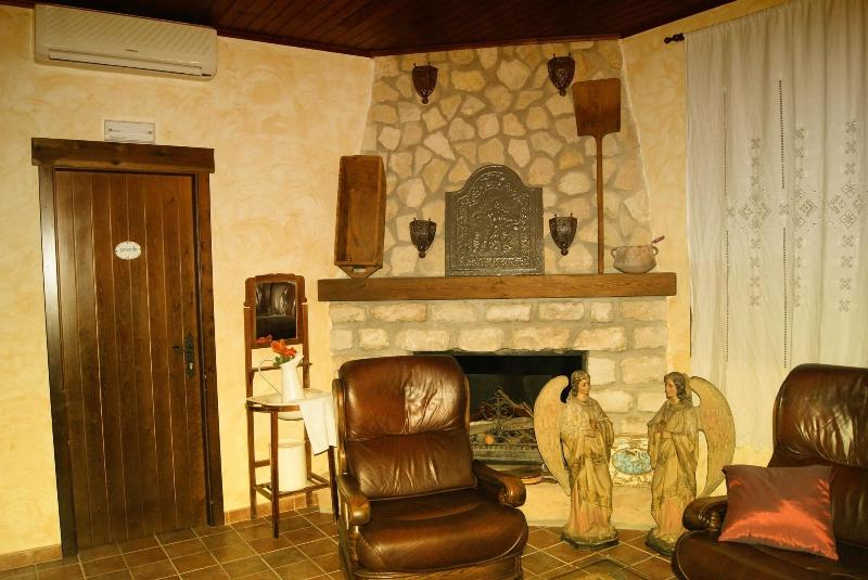 Hotel Rural Rinca N Del Cierzo — exterior view