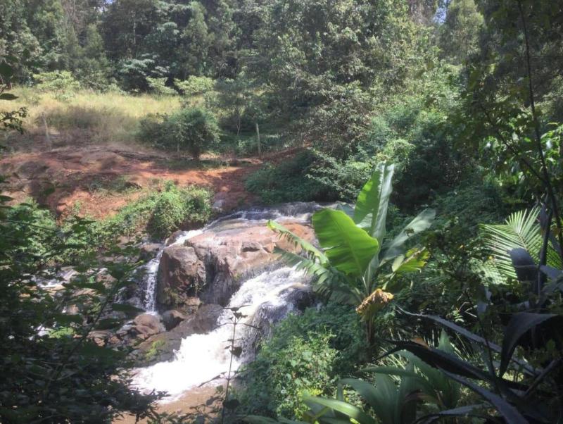 Villa Rock Stop Falls image