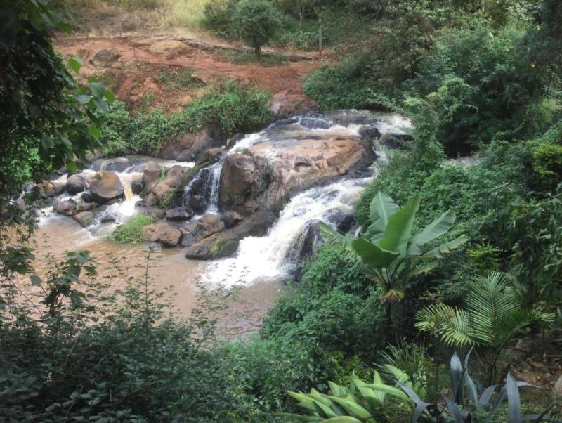 Villa Rock Stop Falls image